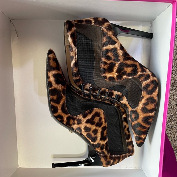 Leopard booties - Picture 3 of 6